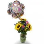 Jarron De Flores Carito Con Globo · Floristería En Bogotá