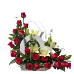 Ramo De Rosas Y Lirios Santa Barbara